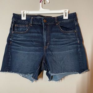 American Eagle high wasted super stretch denim shirt size 14